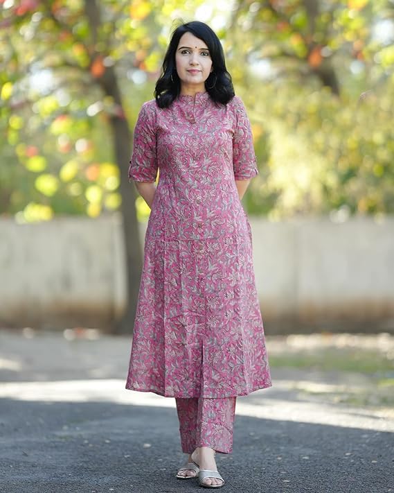 ANNI DESIGNER Women's Cotton Blend Floral Kurta with Pant